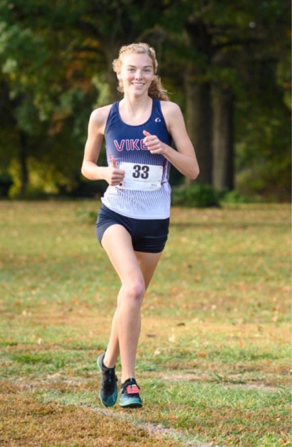 SHS sophomore Bethany Druse breaks 21 year cross county record