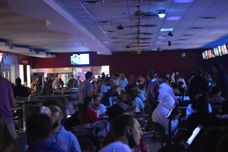 Afterglow (which allowed both juniors and seniors) was moved from Seaman High School to West Ridge Lanes, where students could bowl, get henna tattoos, play mini golf, win prizes, play games, or go kart. Students were also required to wear masks at Afterglow.